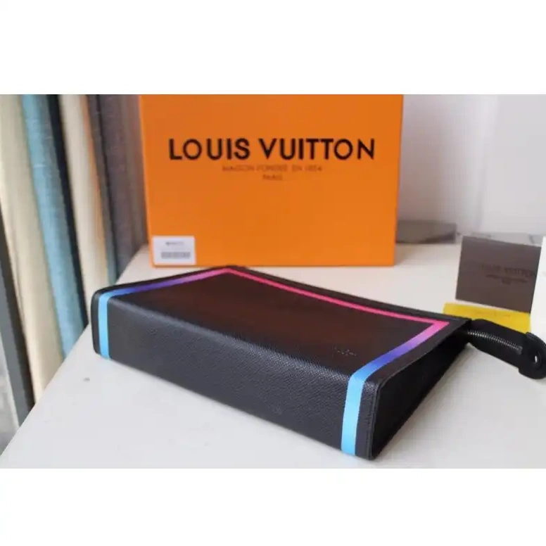 Official Brother Sam Bag 19HT0056 LV 0630